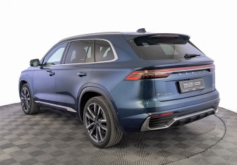 Подержанный автомобиль Geely Monjaro 2023 года (7 фото)