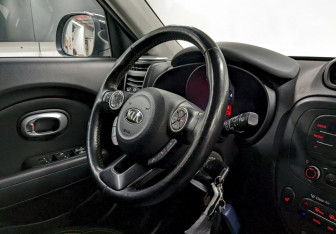 Подержанный автомобиль Kia Soul 2016 года (22 фото)