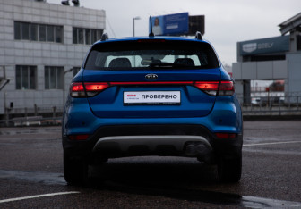 Подержанный автомобиль Kia Rio Hatchback 2019 года (9 фото)