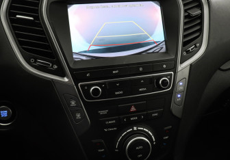 Подержанный автомобиль Hyundai Santa Fe 2016 года (12 фото)