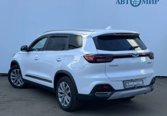 Подержанный автомобиль Chery Tiggo 8 2022 года (7 фото)