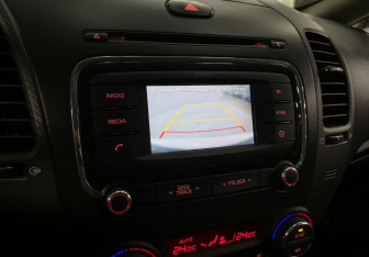 Подержанный автомобиль Kia Cerato Sedan 2018 года (14 фото)