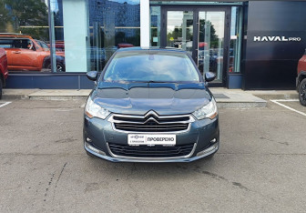 Подержанный автомобиль Citroen C4 Sedan 2015 года (2 фото)