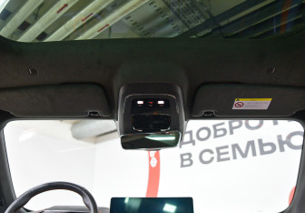 Подержанный автомобиль Zeekr 001 2023 года (16 фото)