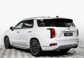 Подержанный автомобиль Hyundai Palisade 2021 года (5 фото)