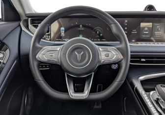 Подержанный автомобиль Voyah Free 2023 года (22 фото)