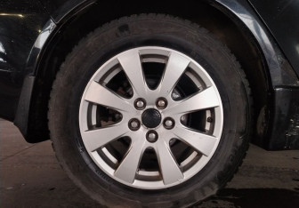 Подержанный автомобиль Mitsubishi Lancer Hatchback 2008 года (17 фото)