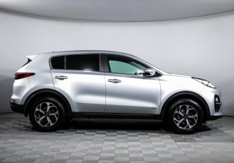 Подержанный автомобиль Kia Sportage 2019 года (4 фото)
