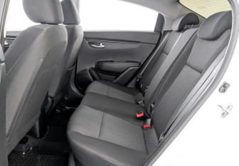 Подержанный автомобиль Kia Rio Sedan 2021 года (12 фото)