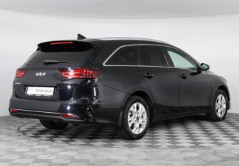 Подержанный автомобиль Kia Ceed Wagon 2021 года (5 фото)