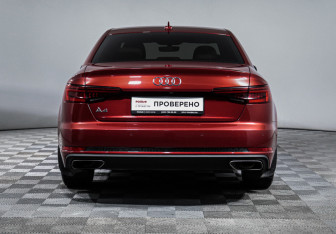 Подержанный автомобиль Audi A4 Sedan 2019 года (6 фото)
