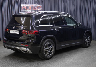 Подержанный автомобиль Mercedes-Benz GLB 2021 года (5 фото)
