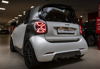 Подержанный автомобиль Smart Fortwo Hatchback 2018 года (10 фото)