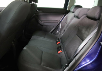 Подержанный автомобиль Skoda Yeti 2015 года (11 фото)