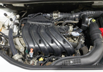 Подержанный автомобиль Renault Kaptur 2017 года (9 фото)