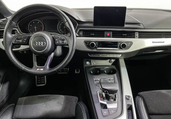 Подержанный автомобиль Audi A5 Liftback 2018 года (12 фото)