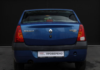 Подержанный автомобиль Renault Logan Sedan 2006 года (6 фото)