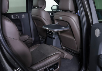 Подержанный автомобиль LiXiang L9 2023 года (15 фото)