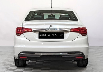 Подержанный автомобиль Citroen C4 Sedan 2018 года (4 фото)