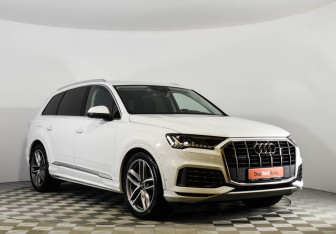 Подержанный автомобиль Audi Q7 2021 года (2 фото)