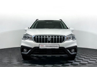 Подержанный автомобиль Suzuki SX4 Hatchback 2021 года (2 фото)