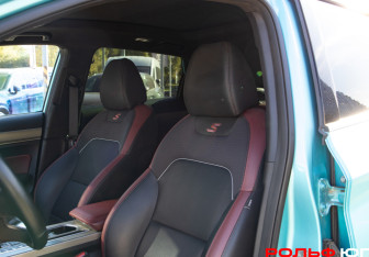 Подержанный автомобиль Geely Coolray 2023 года (16 фото)