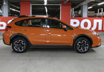 Подержанный автомобиль Subaru XV 2012 года (4 фото)