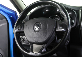 Подержанный автомобиль Renault Logan Sedan 2014 года (11 фото)