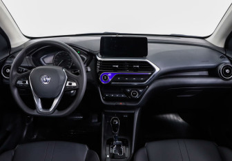 Подержанный автомобиль Changan Alsvin 2023 года (6 фото)