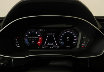 Подержанный автомобиль Audi Q3 Sportback 2020 года (11 фото)