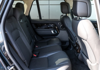 Подержанный автомобиль Land Rover Range Rover 2021 года (13 фото)