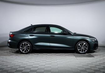 Подержанный автомобиль Audi A3 Sedan 2021 года (4 фото)