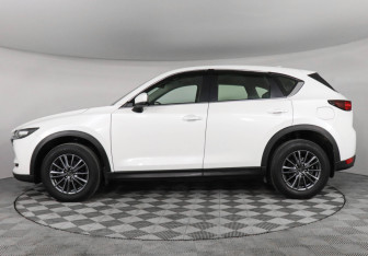 Подержанный автомобиль Mazda CX-5 2019 года (8 фото)