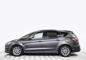 Подержанный автомобиль Ford S-MAX 2017 года (8 фото)