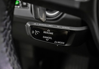 Подержанный автомобиль Porsche Cayenne 2020 года (19 фото)