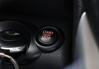 Подержанный автомобиль MINI Countryman 2016 года (13 фото)