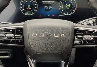 Подержанный автомобиль Omoda C5 2024 года (14 фото)