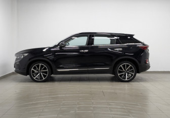 Новый FAW Bestune T77 2024 (3 фото)