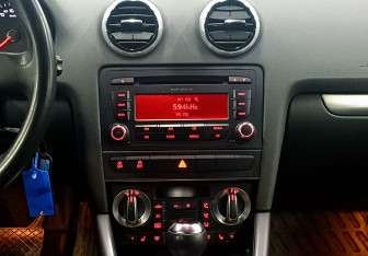 Подержанный автомобиль Audi A3 Hatchback 2012 года (13 фото)