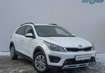 Подержанный автомобиль Kia Rio Hatchback 2020 года (3 фото)