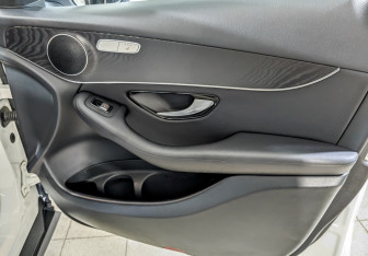 Подержанный автомобиль Mercedes-Benz GLC Coupe 2017 года (25 фото)