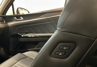 Новый Kia K5 2024 (9 фото)