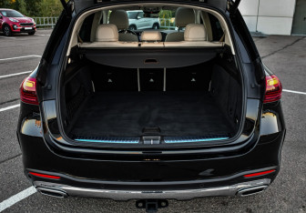 Подержанный автомобиль Mercedes-Benz GLE 2023 года (33 фото)