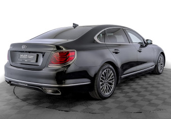 Подержанный автомобиль Kia K900 2022 года (5 фото)