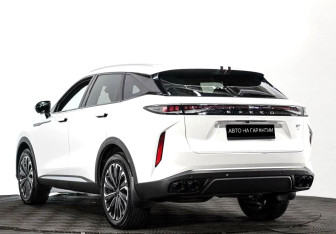 Подержанный автомобиль Exeed RX 2023 года (3 фото)