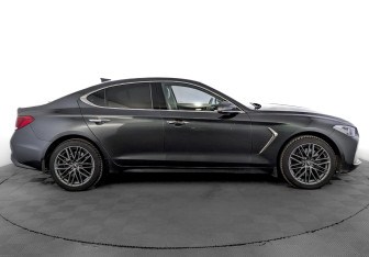 Подержанный автомобиль Genesis G70 2020 года (4 фото)