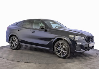Подержанный автомобиль BMW X6 2021 года (3 фото)
