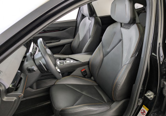 Подержанный автомобиль Changan UNI-V 2023 года (21 фото)