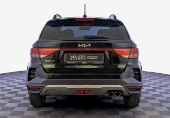 Подержанный автомобиль Kia Rio Hatchback 2022 года (6 фото)