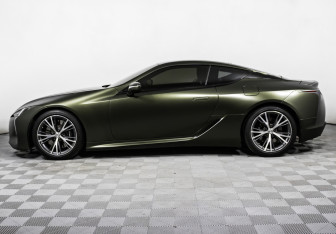 Подержанный автомобиль Lexus LC 2020 года (8 фото)